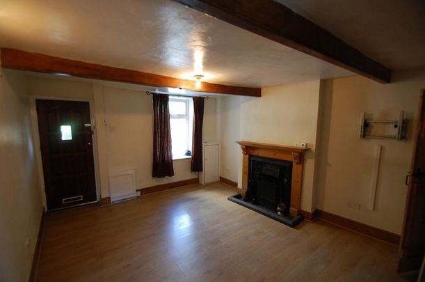 2 bedroom terraced house to rent - Photo 1