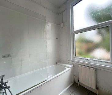 St. Mary's Road, London, SE25 - Photo 6