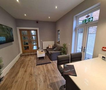 Rooms At Hartington Street, Barrow-in-furness, LA14 - Photo 2