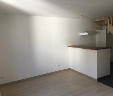 Location appartement t2 39 m² à Villefranche-de-Rouergue (12200) La... - Photo 1