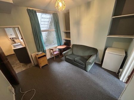 Flat 1, 18 Canterbury Street, Botanic, Belfast, BT7 1LB - Photo 5