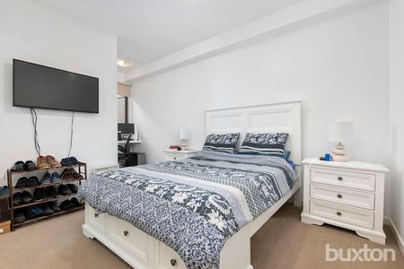 Boutique Apartment in Brighton East - New carpets to be installed - Photo 4