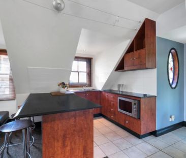 Chic Furnished Apartment in Gorgeous Linley Point - Photo 4