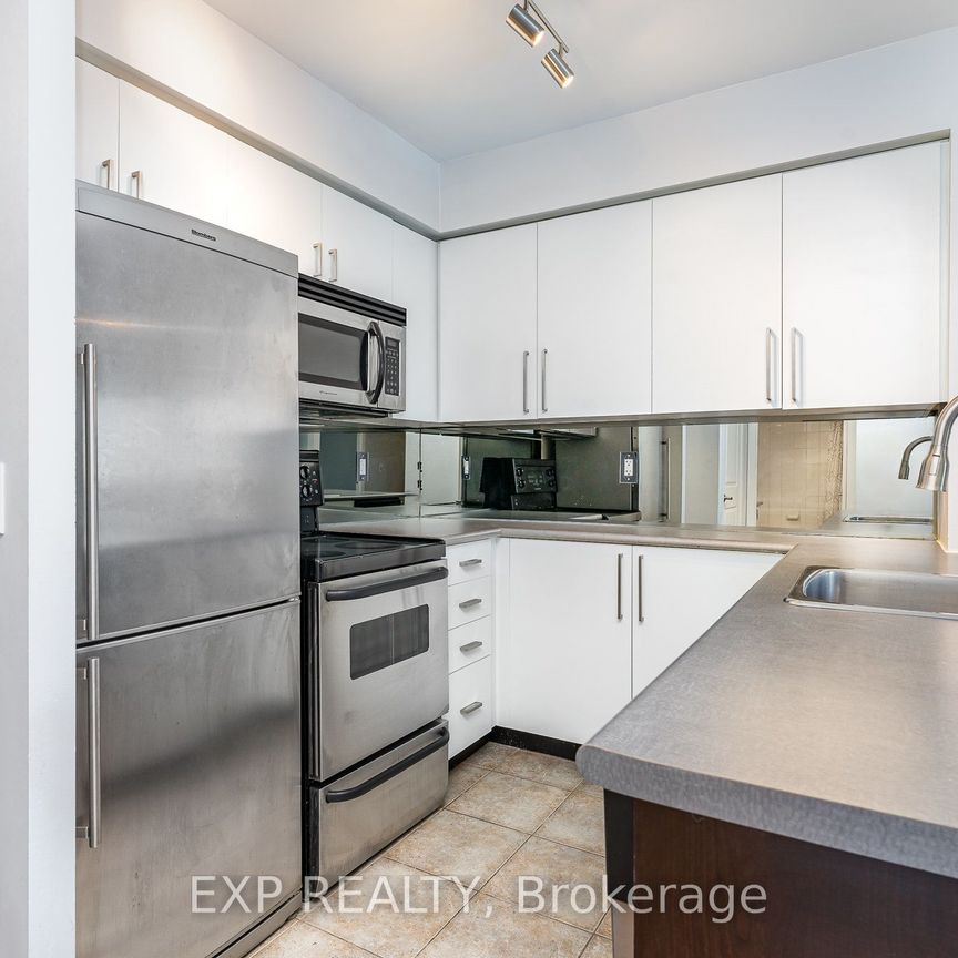 Battery Park Lofts , #1810 - Photo 1