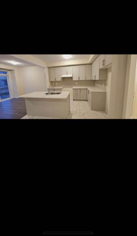 For Lease - 70 Sun Haven Lane, Thorold, Ontario - Photo 2