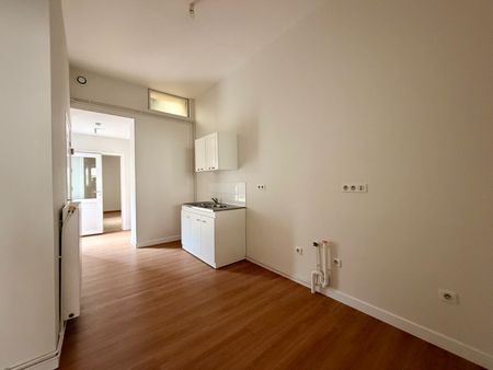 Location Appartement 2 pièces 47m² - Photo 5