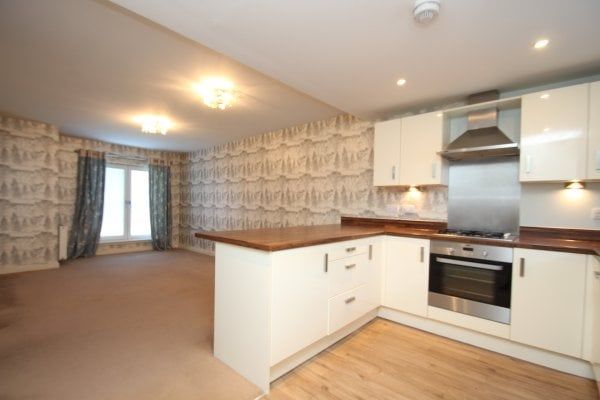 Old Harbour Square, Stirling - Photo 1