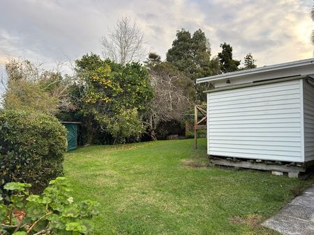 Two-bedroom with sea views near Howick Village - Photo 3
