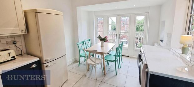 6 bedroom house to rent - Photo 1
