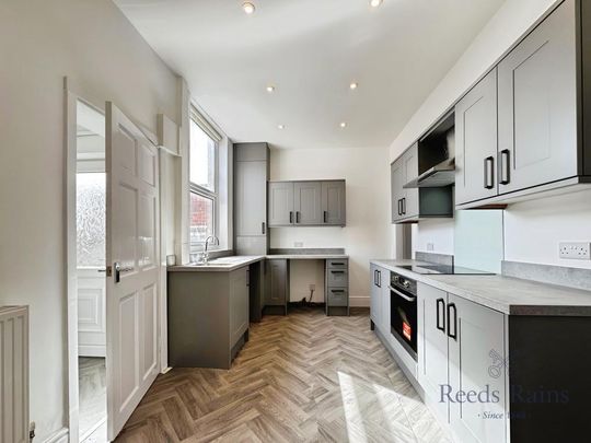 3 bedroom terraced house to rent - Photo 1