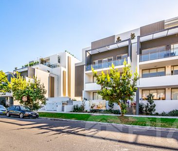 One bedroom Plus Study Room Apartment in Peaceful Foreshore for lease - Photo 3