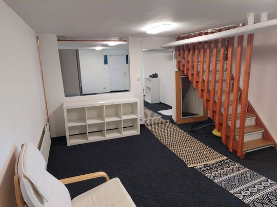 Söder Enby, Sorunda - Photo 1