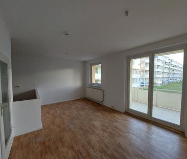 Große Wohnung / Balkon / Aufzug - Photo 1