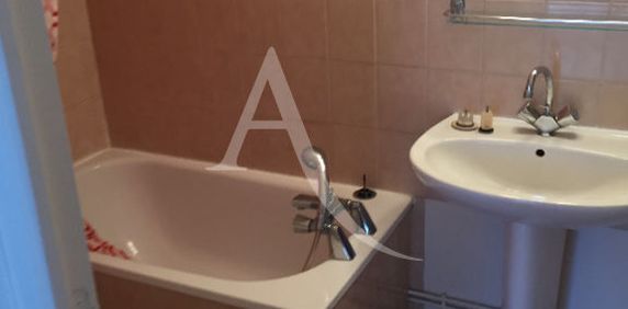 Location Appartement 2 pièces 29m² - Photo 2