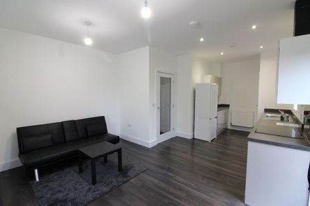 2 bedroom bungalow to rent - Photo 2