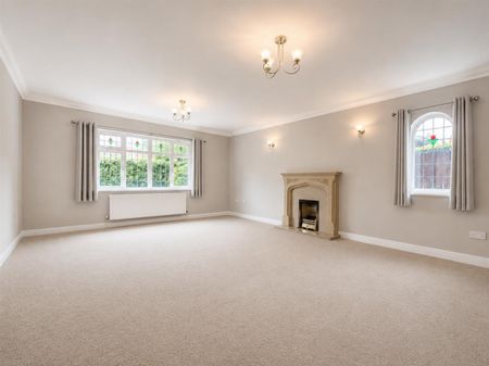 The Park, Cheltenham GL50 2RD - Photo 2