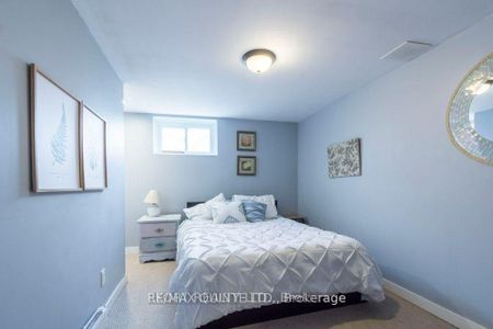 For Lease - 239 Dundas Street Unit# lower, Belleville, Ontario - Photo 4