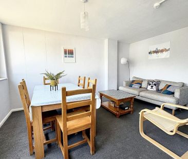 6 bedroom terraced house to rent - Photo 1