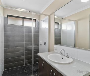 Family Home with park view in Prestigious Redgum Estate - Photo 6