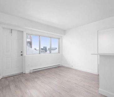 À Louer: 1 Chambre Tout Équipé, Centre-Ville MTL, Tout Inclus - Photo 4