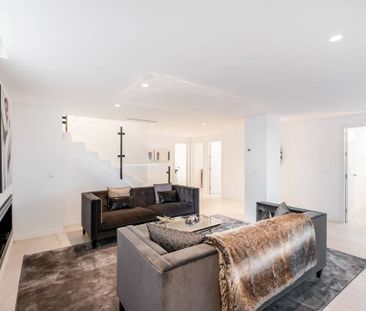 Luxury Villa for rent in San Pedro de Alcántara, Spain - Photo 3