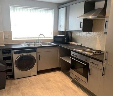 Hertford Apartments, Fearnhead, Wau, WA2 - Photo 2