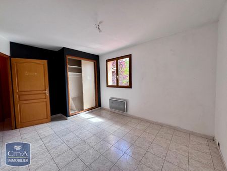 Location Maison 6 pièces 147m² GENAY 69730 - Photo 4