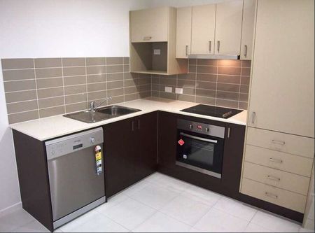 U 2, 34 Basalt Street, Caboolture QLD 4510 - House For Rent | Domain - Photo 2