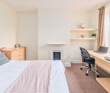 3 bedroom terraced house to rent - Photo 4