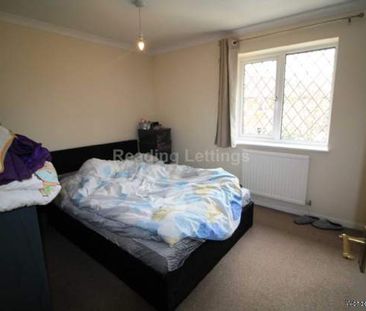 3 bedroom property to rent in Wokingham - Photo 5