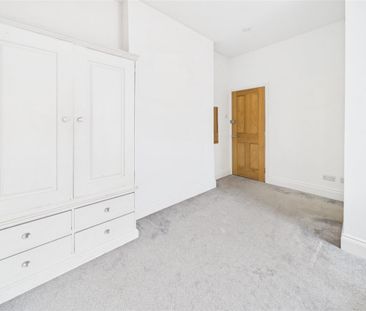 1 bedroom House share to rent - Photo 6