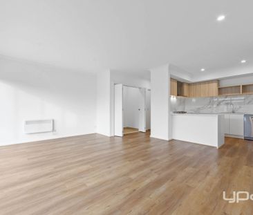 4 BEDROOM TOWNHOUSE - Photo 3