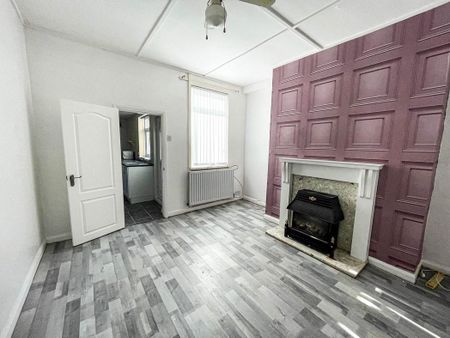 2 bed terraced house to rent in DH7 - Photo 3