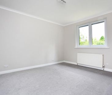 4 bedroom detached house to rent - Photo 6