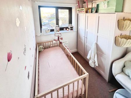 3 bedroom terraced house to rent - Photo 3