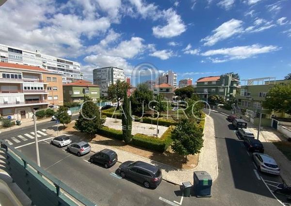 Apartamento T3+1 em Lisboa