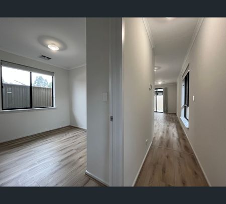 90A Webb St, Queenstown, SA 5014 - Photo 2