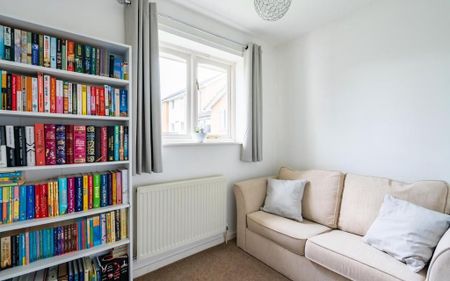 2 bedroom end of terrace house to rent - Photo 4