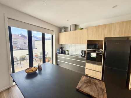 39 Nelson Street, Petone - Photo 5