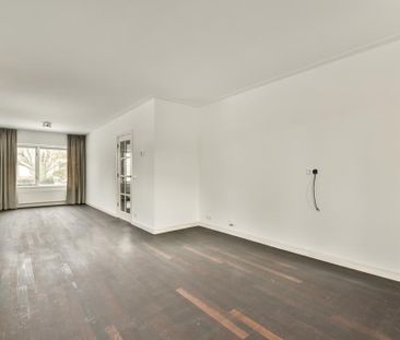 Te huur: Appartement Mr. G. Groen van Prinstererlaan in Amstelveen - Foto 2