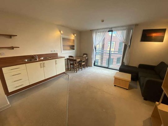 City Point, Chapel Street, Salford, M3 - Photo 1