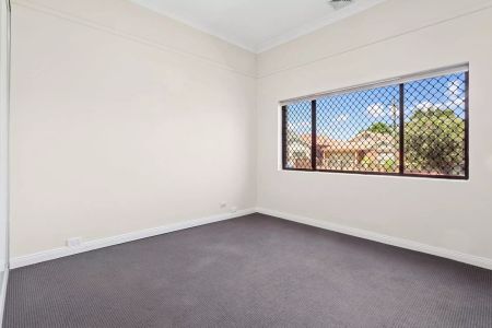 19 Beresford Avenue, Croydon Park - Photo 3