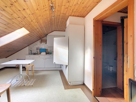 Appartement meublé à louer – 2ᵉ étage d'un petit immeuble calme - Foto 3