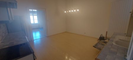 3-ZIMMER ALTBAUMIETWOHNUNG IN KREMS - Photo 4