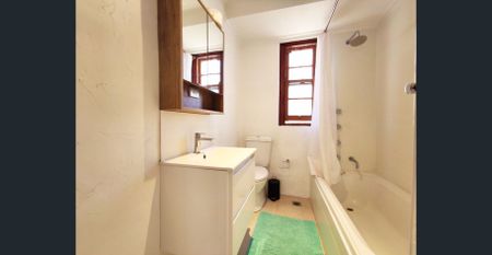 Ocean View Spacious Furnished Apartment - Photo 2