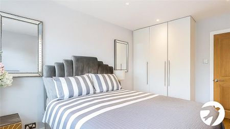 3 bedroom bungalow to rent - Photo 3