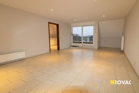 Dakappartement met 1 slaapkamer en met uniek uitzicht! - Photo 3