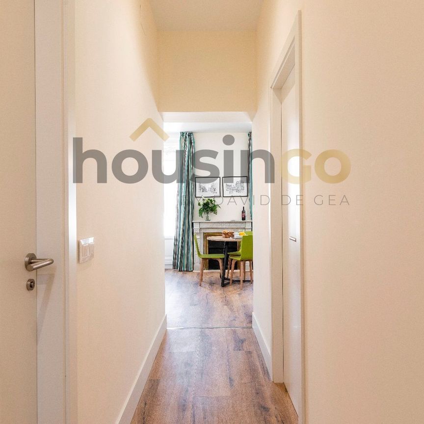 Piso de alquiler en Conde de Aranda, Recoletos - Photo 1