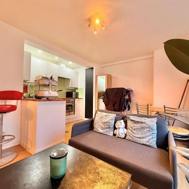 1 Bedroom Apartment Available Arranging tenancy - Photo 1