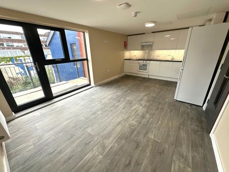 2 Bed Flat, Hepburn Court B, BS1 - Photo 4